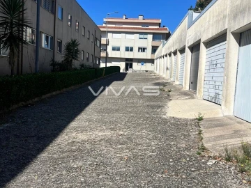 Garagem para Venda em Mafamude e Vilar do Paraíso