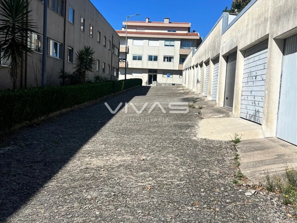 Garagem para Venda em Mafamude e Vilar do Paraíso Foto 13