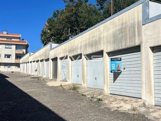 Garagem para Venda em Mafamude e Vilar do Paraíso Foto 4