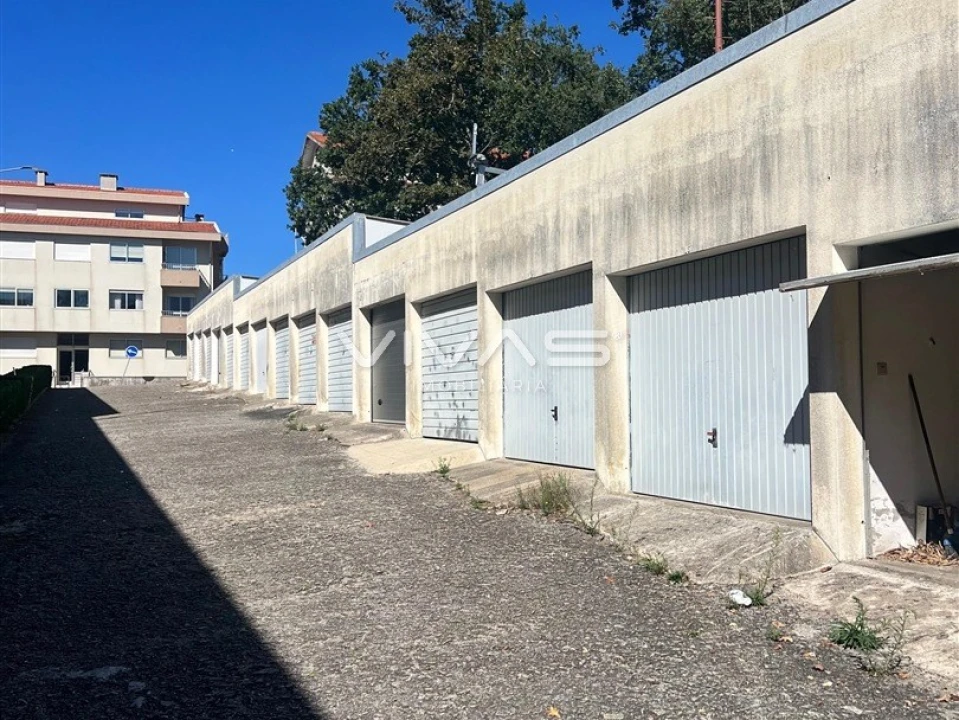 Garagem para Venda em Mafamude e Vilar do Paraíso Foto 11