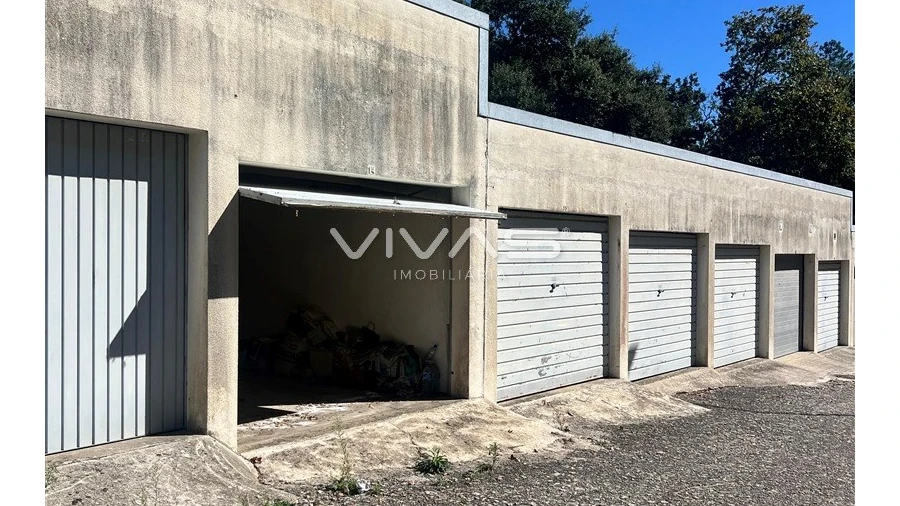 Garagem para Venda em Mafamude e Vilar do Paraíso