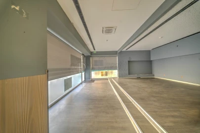 Loja para Arrendamento em Caldas de Vizela (São Miguel e São João)