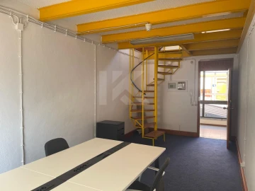 Escritório para Arrendamento em Beato
