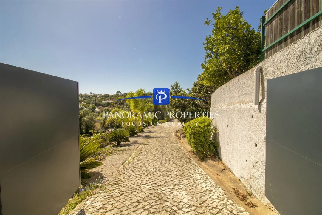 Moradia T4 para Venda em Lagoa e Carvoeiro Foto 4
