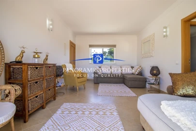 Moradia T4 para Venda em Lagoa e Carvoeiro