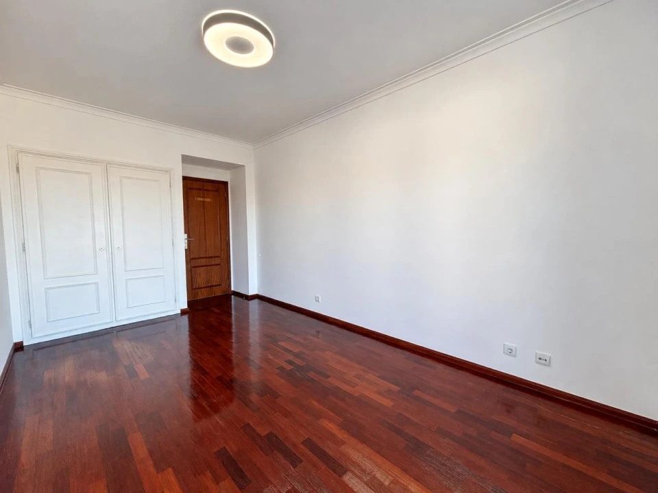 Apartamento T3 para Arrendamento em Marrazes e Barosa Foto 10