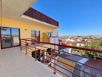 Apartamento T3 para Arrendamento em Marrazes e Barosa