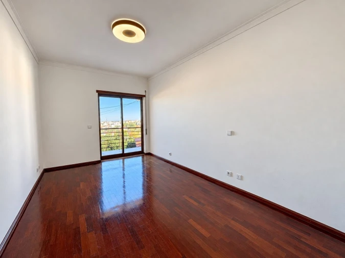 Apartamento T3 para Arrendamento em Marrazes e Barosa Foto 7