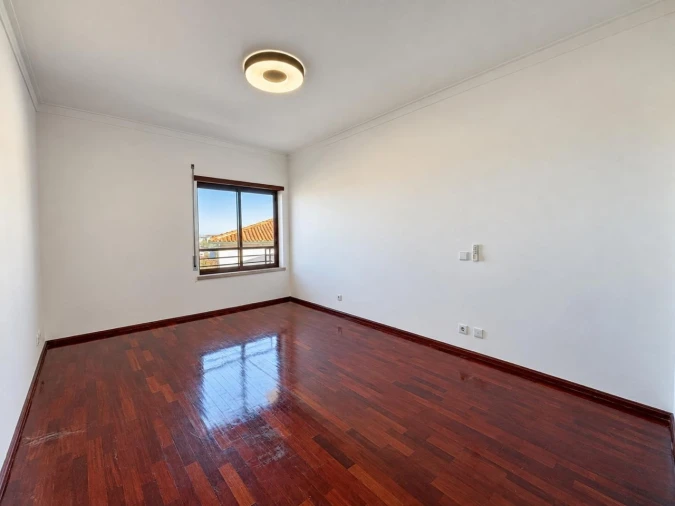 Apartamento T3 para Arrendamento em Marrazes e Barosa Foto 12