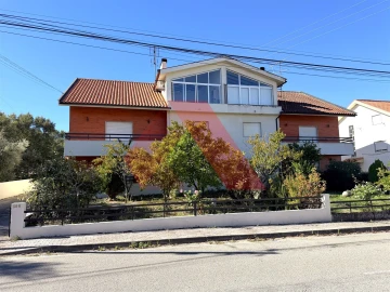 Apartamento T3 para Arrendamento em Arganil