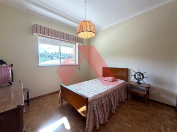 Apartamento T3 para Arrendamento em Arganil