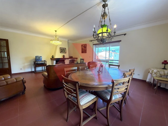 Apartamento T3 para Arrendamento em Arganil Foto 9
