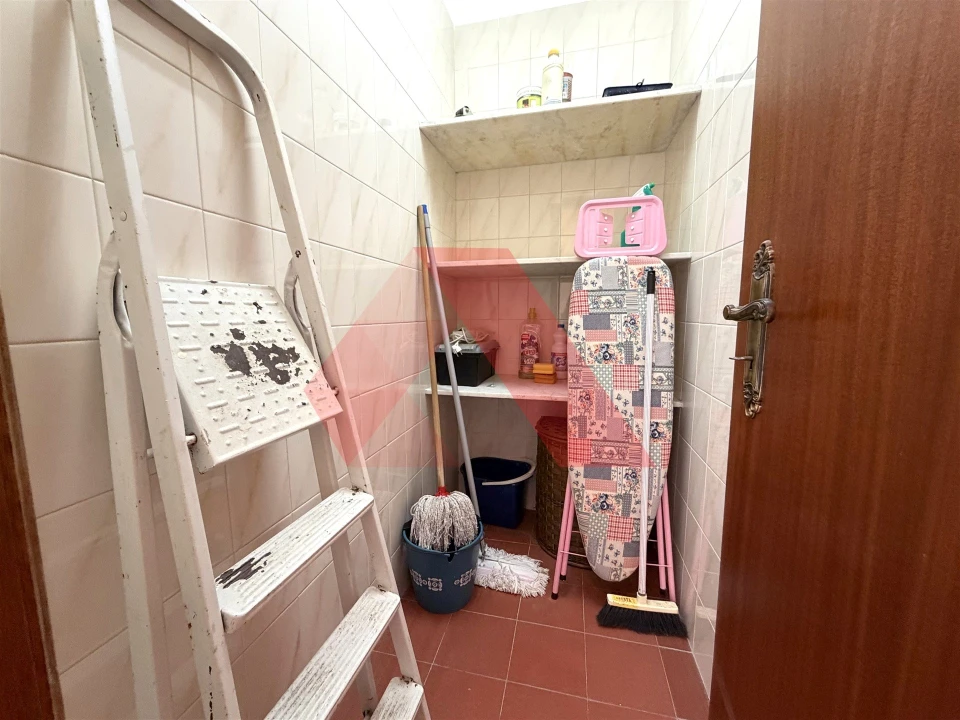 Apartamento T3 para Arrendamento em Arganil Foto 20