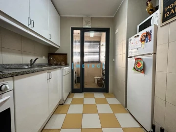 Apartamento T2 para Venda em Lordelo do Ouro e Massarelos