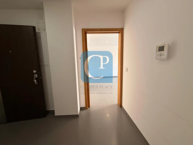 Apartamento T2 para Arrendamento em Pedrouços Foto 4