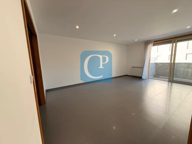 Apartamento T2 para Arrendamento em Pedrouços Foto 5