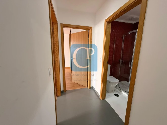 Apartamento T2 para Arrendamento em Pedrouços Foto 16