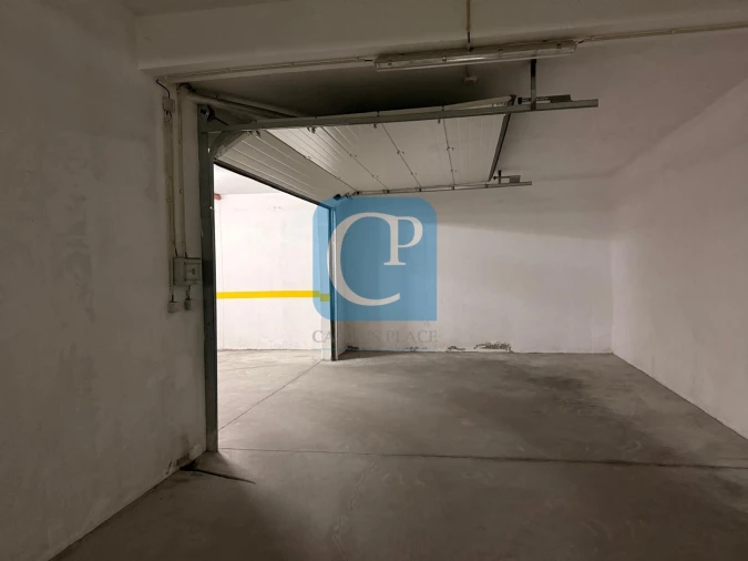 Apartamento T2 para Arrendamento em Pedrouços Foto 27