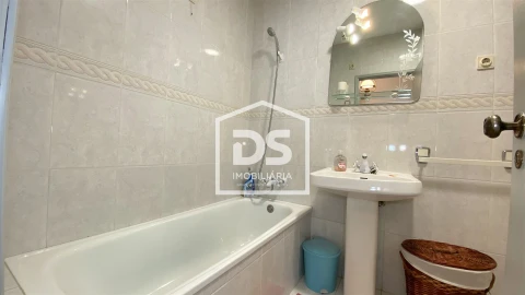 Apartamento T3 para Venda em Margaride, Várzea, Lagares, Varziela, Moure