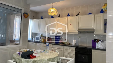Apartamento T3 para Venda em Margaride, Várzea, Lagares, Varziela, Moure