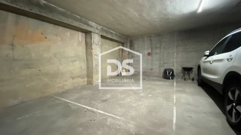 Apartamento T3 para Venda em Margaride, Várzea, Lagares, Varziela, Moure