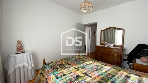 Apartamento T3 para Venda em Margaride, Várzea, Lagares, Varziela, Moure