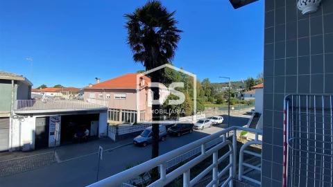 Apartamento T3 para Venda em Margaride, Várzea, Lagares, Varziela, Moure