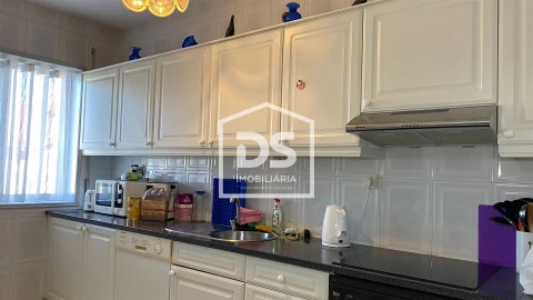 Apartamento T3 para Venda em Margaride, Várzea, Lagares, Varziela, Moure