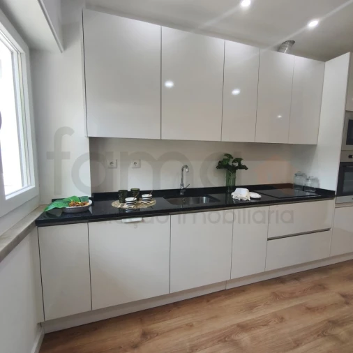 Apartamento T3 para Venda em Benfica Foto 9