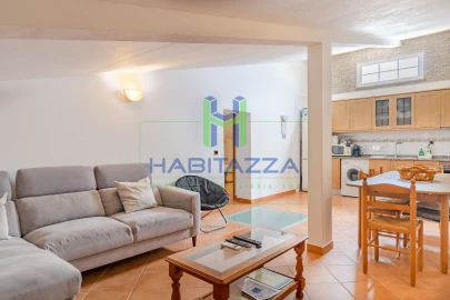 Apartamento T3 para Arrendamento em Lagos (São Sebastião e Santa Maria)