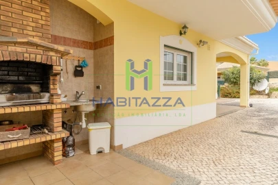 Apartamento T3 para Arrendamento em Lagos (São Sebastião e Santa Maria)