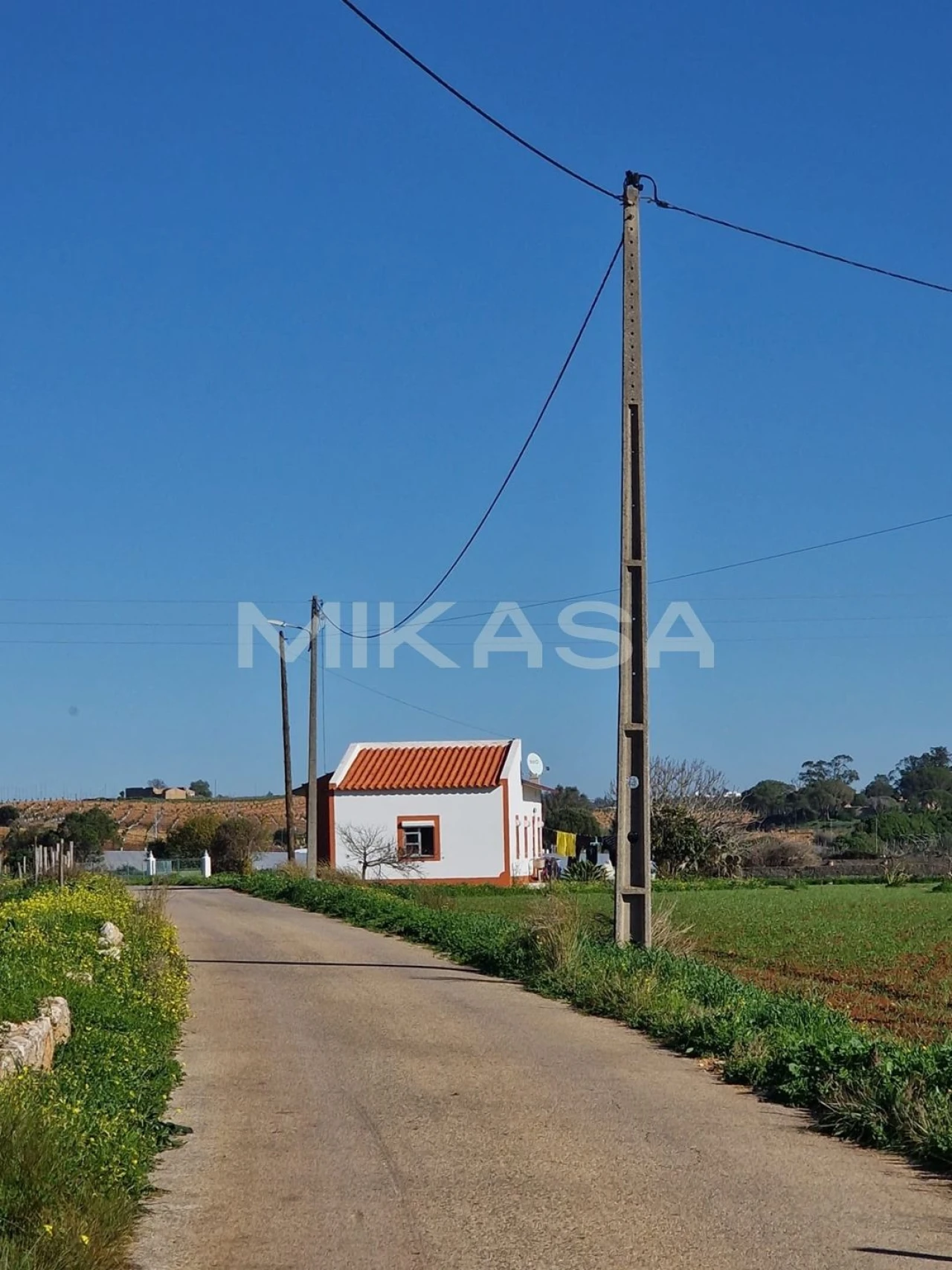 Moradia T1 para Venda em Odiaxere Foto 10