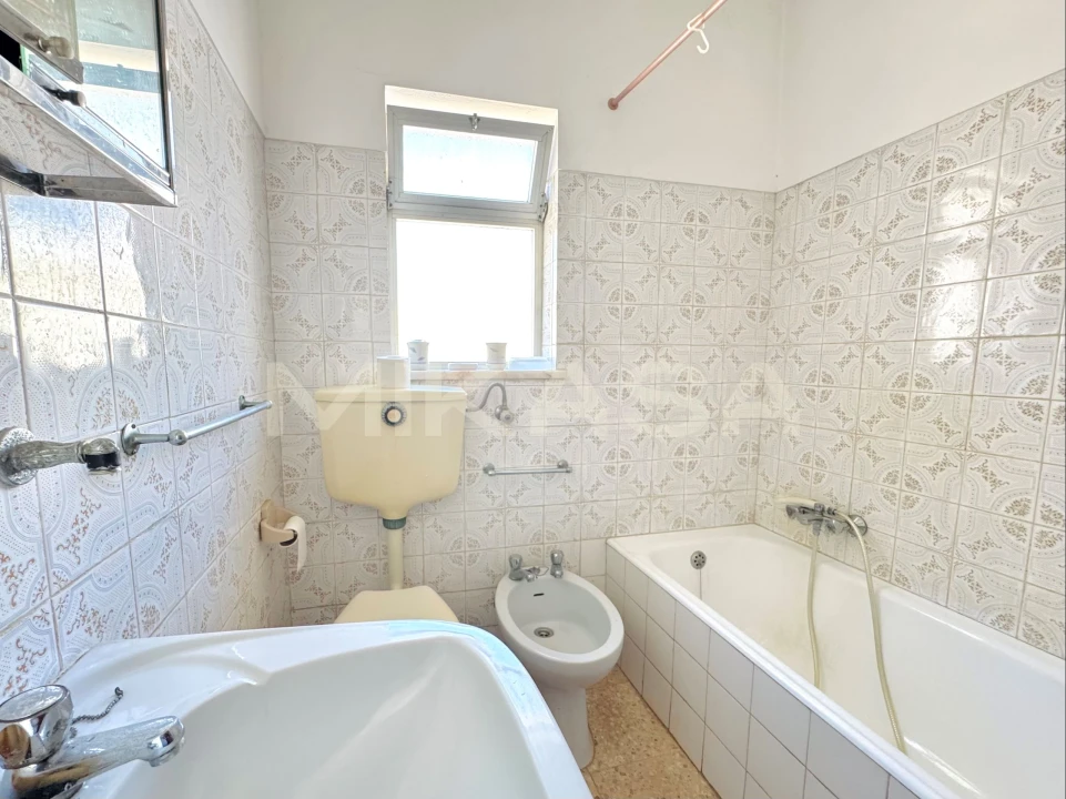 Apartamento T2 para Venda em Lagos (São Sebastião e Santa Maria) Foto 5
