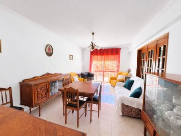Apartamento T2 para Venda em Lagos (São Sebastião e Santa Maria)