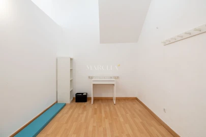 Negócio para Arrendamento em Lagos (São Sebastião e Santa Maria)