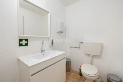 Negócio para Arrendamento em Lagos (São Sebastião e Santa Maria)