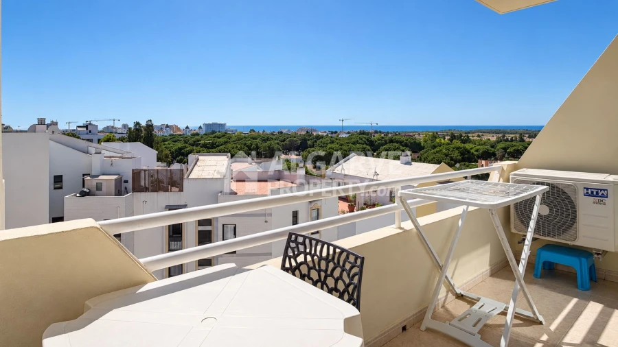Apartamento para Venda em Quarteira