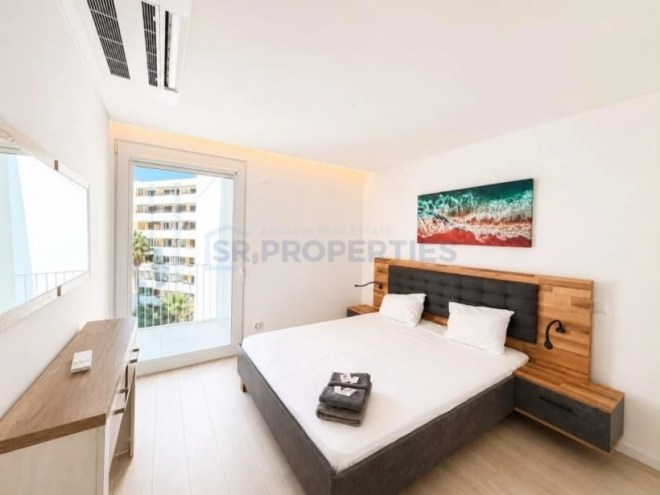 Apartamento T3 para Venda em Quarteira Foto 10