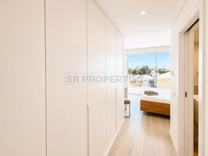 Apartamento T3 para Venda em Quarteira Foto 13