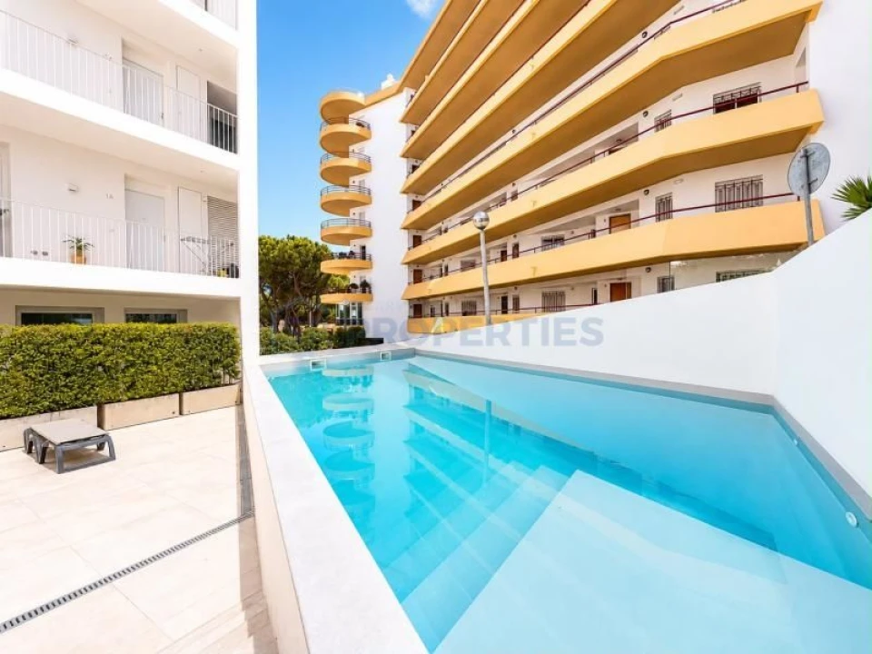 Apartamento T3 para Venda em Quarteira Foto 1