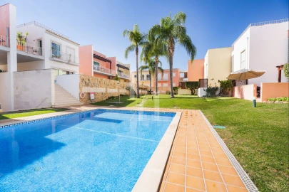 Apartamento para Venda em Quarteira