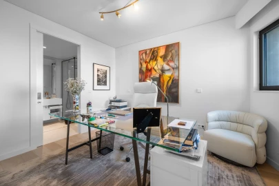 Apartamento T5 para Venda em Campolide