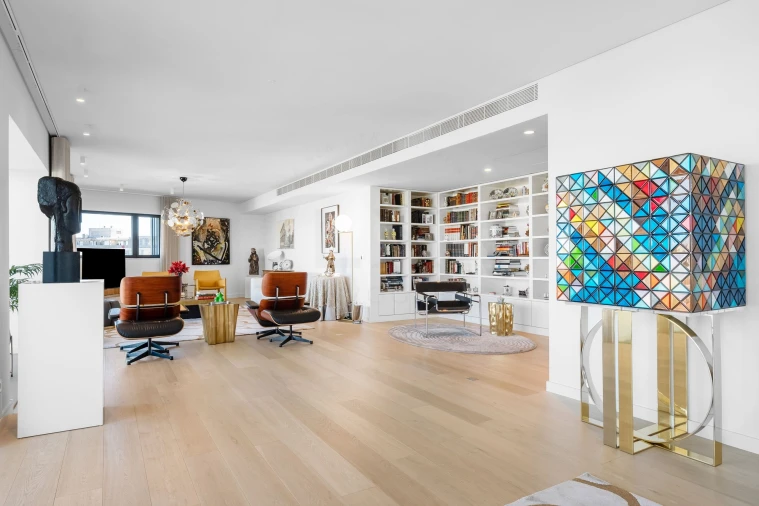 Apartamento T5 para Venda em Campolide Foto 11