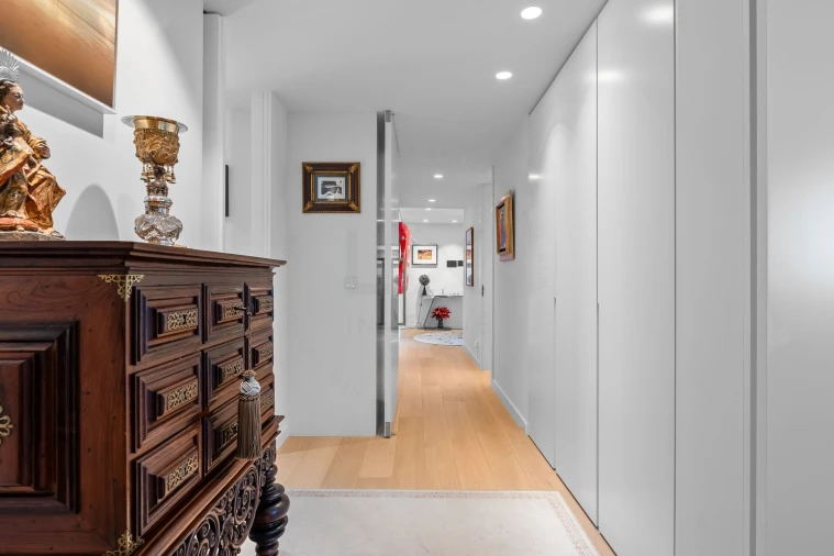 Apartamento T5 para Venda em Campolide Foto 32