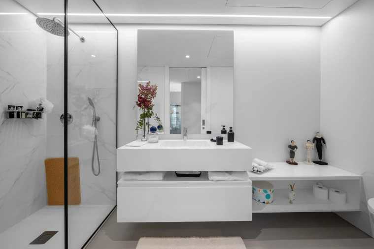 Apartamento T5 para Venda em Campolide Foto 24