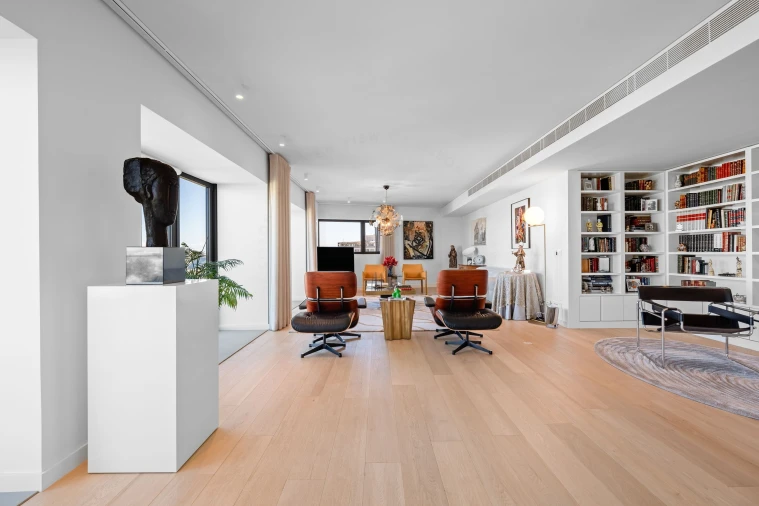 Apartamento T5 para Venda em Campolide Foto 8