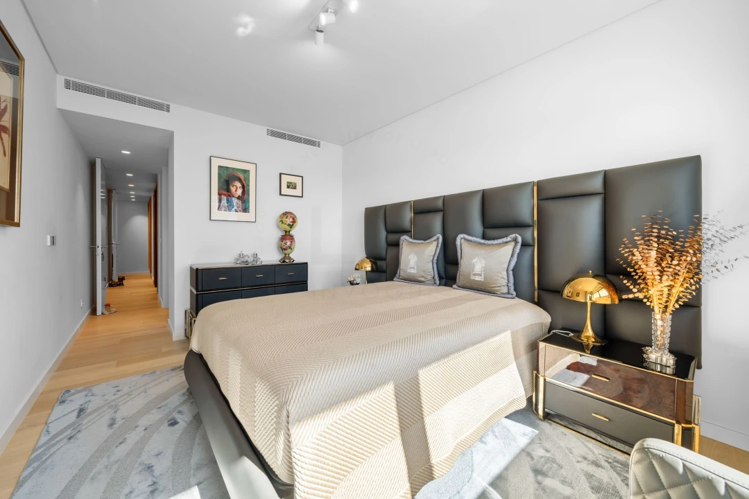 Apartamento T5 para Venda em Campolide Foto 31