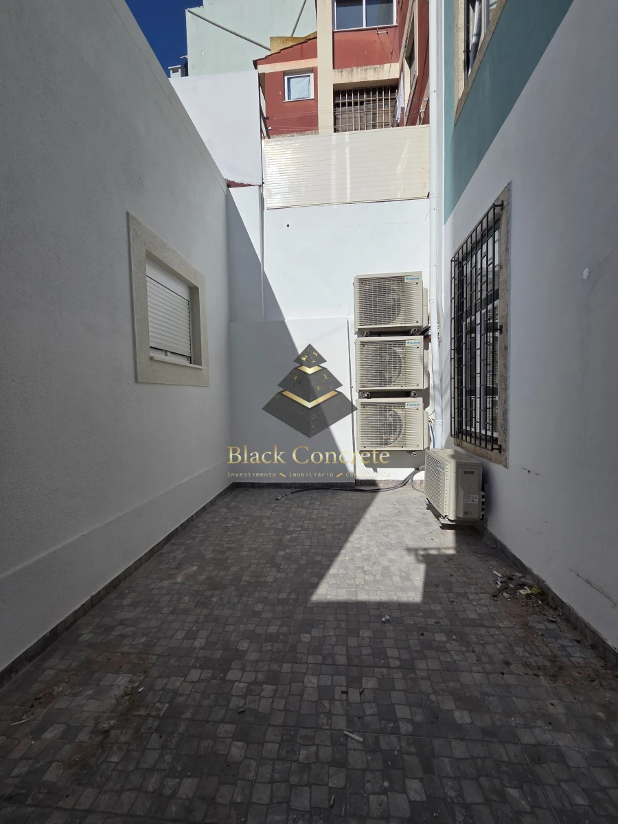 Apartamento T2 para Venda em São Vicente Foto 12