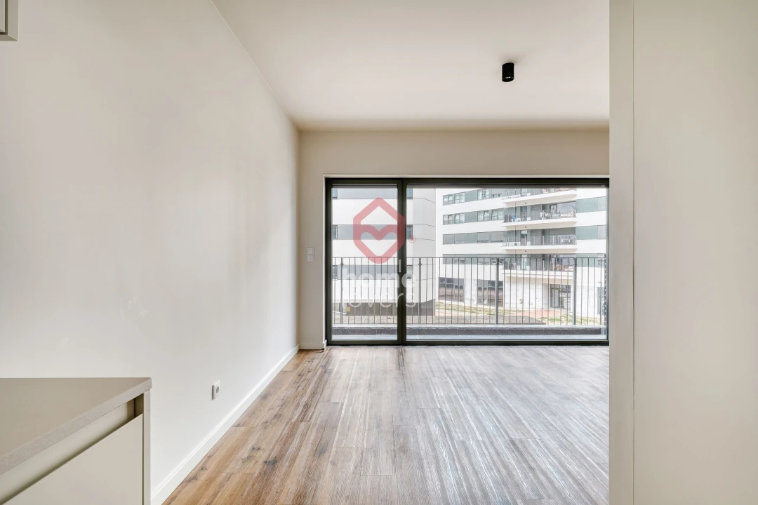 Apartamento T1 para Venda em Lumiar Foto 4