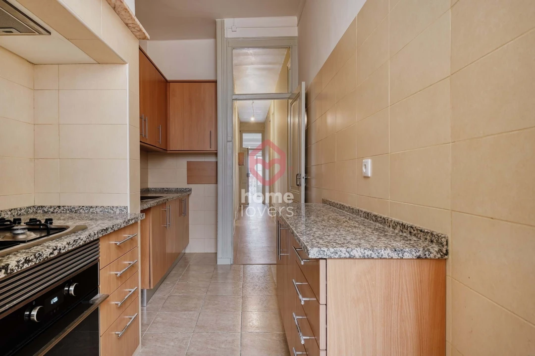 Apartamento T3 para Venda em Arroios Foto 9